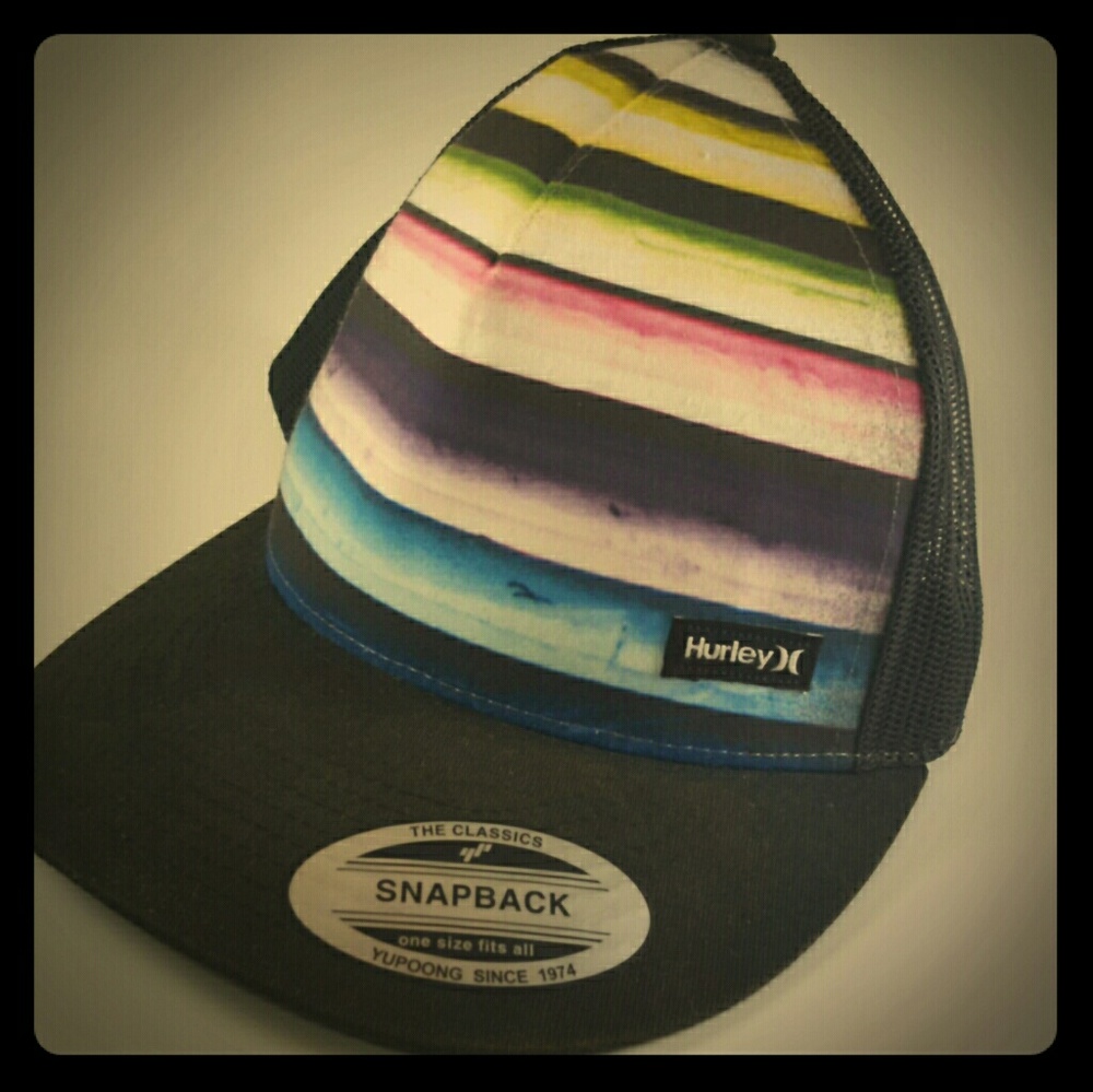 Hurley Snapback Trucker Hat Cap Mesh The Classics